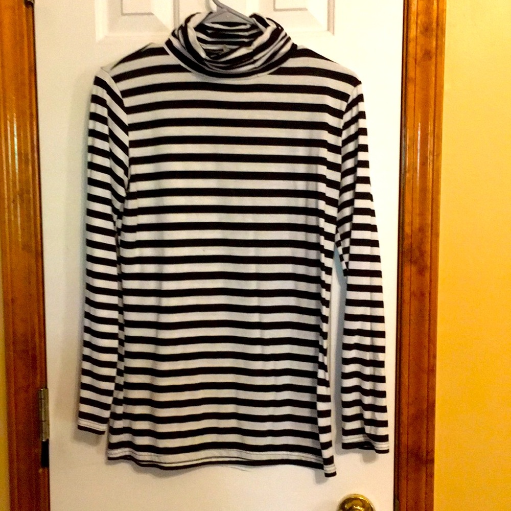 Black and White Long Sleeved Shirt